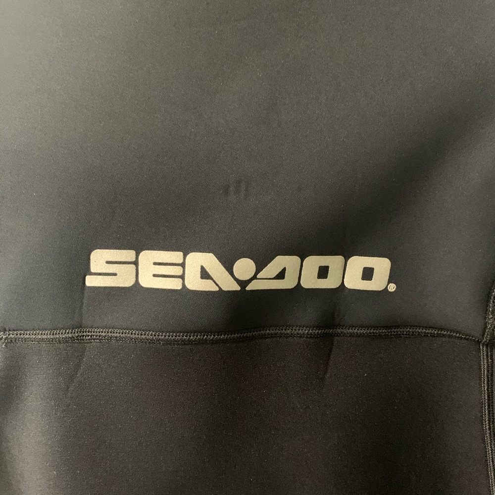 Seadoo Rash Guard NWT - Picture 4 of 7